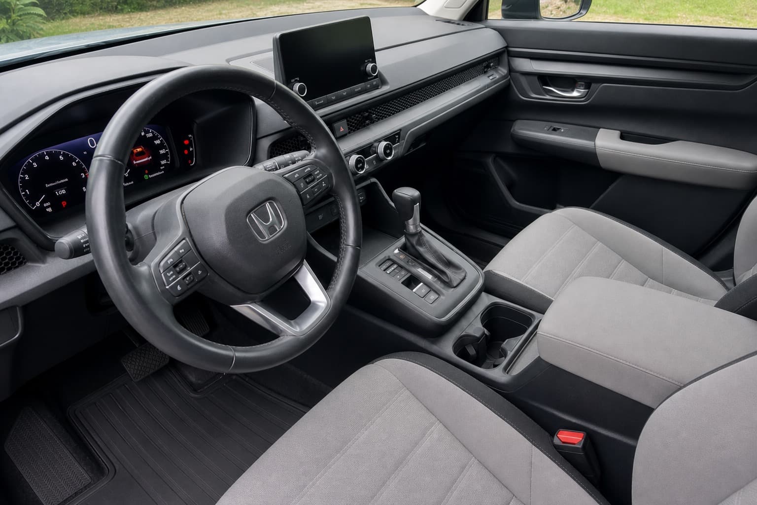 Same modern SUV interior after detailing — spotless dashboard, seats, and console